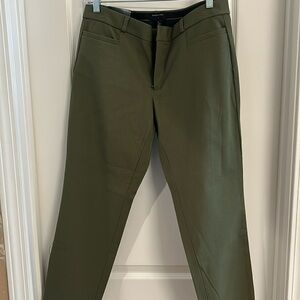 Banana Republic Sloan Pant size 10